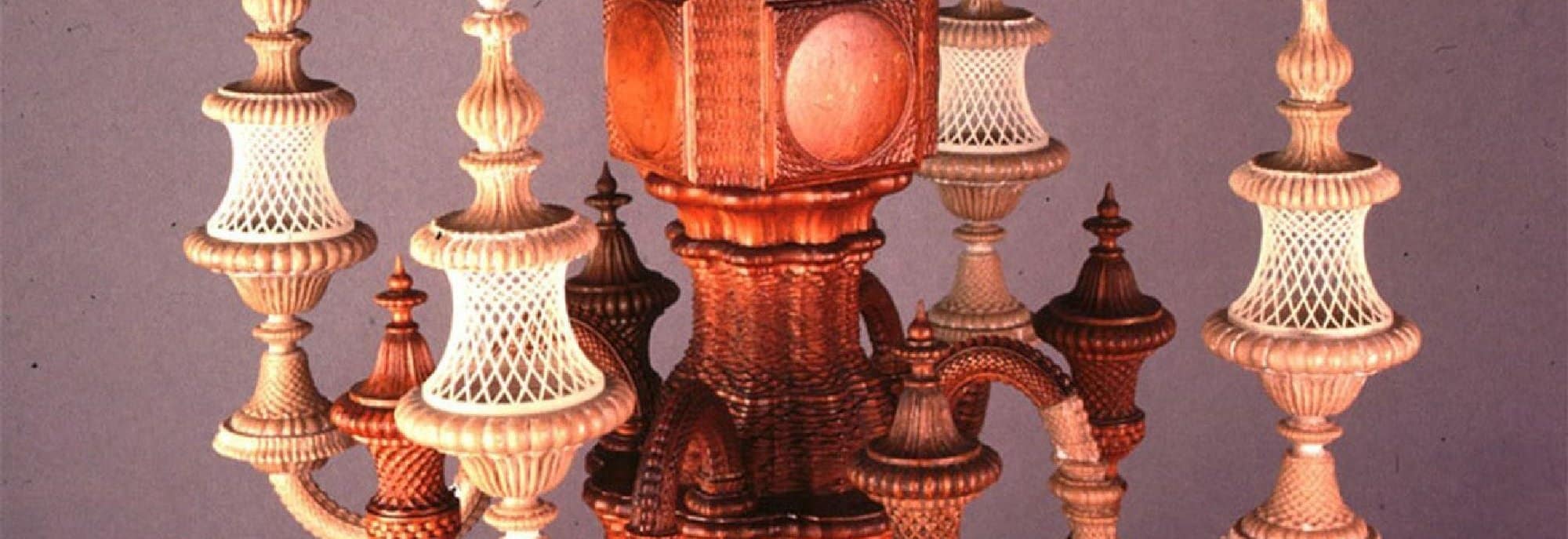 Restaurierungen Wertschaetzung Leuchter Obere Ebene mit Rohling Zentrale Restaurierungswerkstatt Berlin