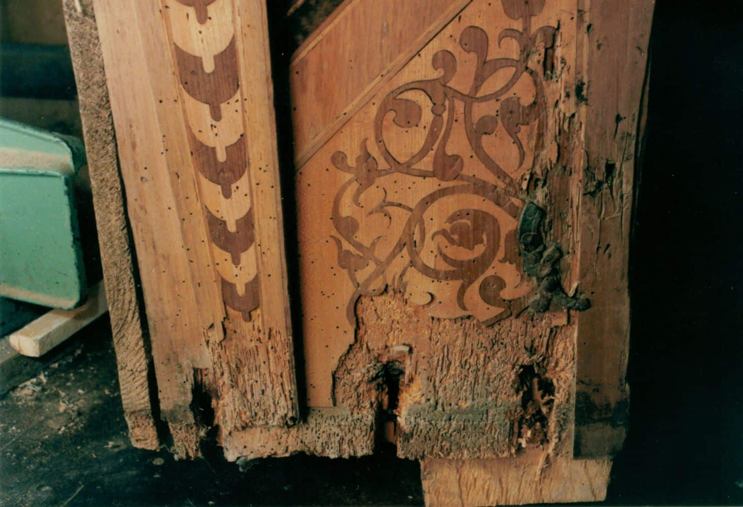 Restaurierung Kirchenbänke