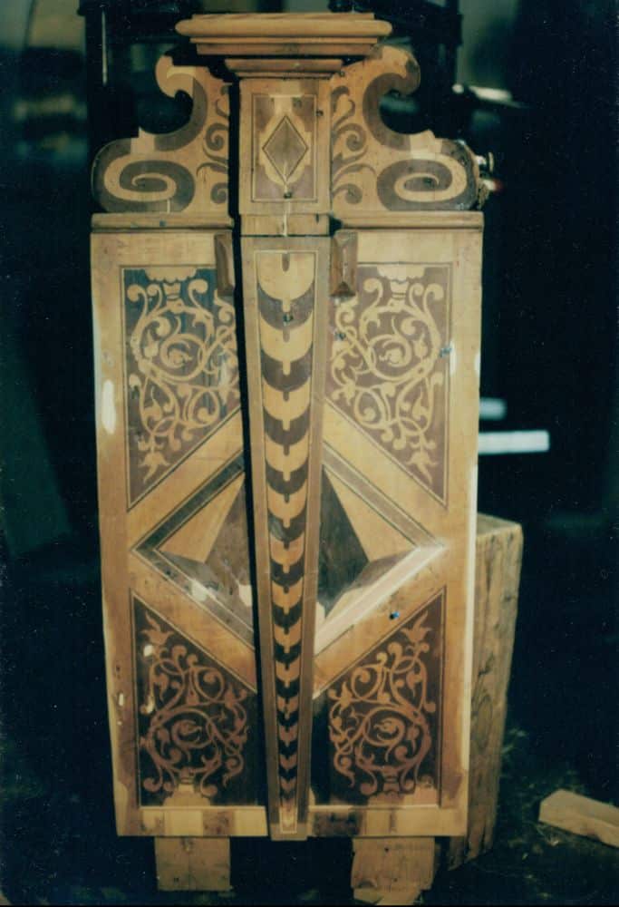 Restaurierung Kirchenbänke